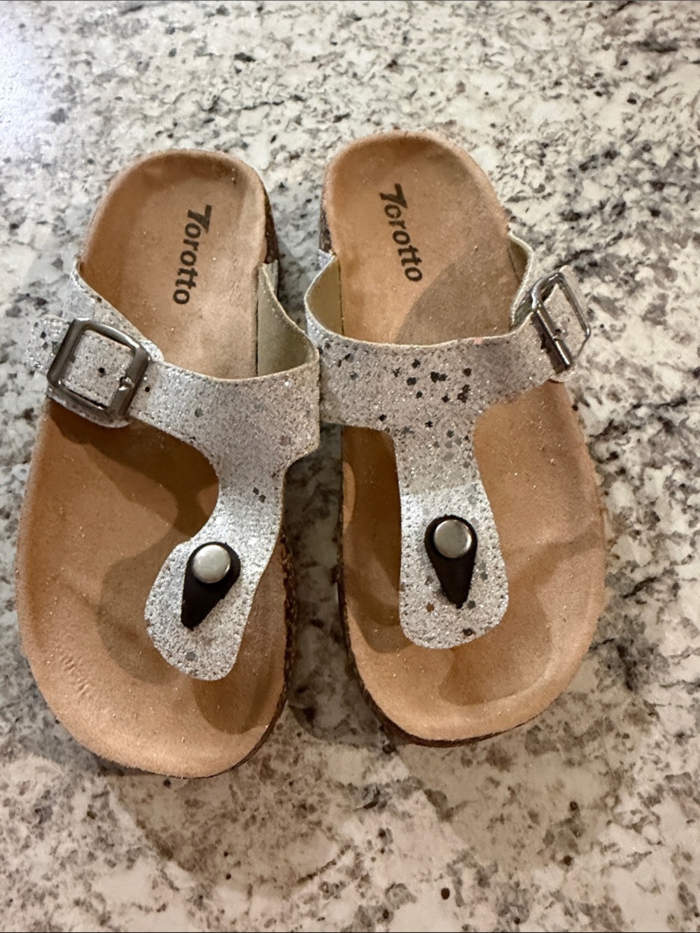 Kids Silver Glitter Toe-Post Sandals with Buckle